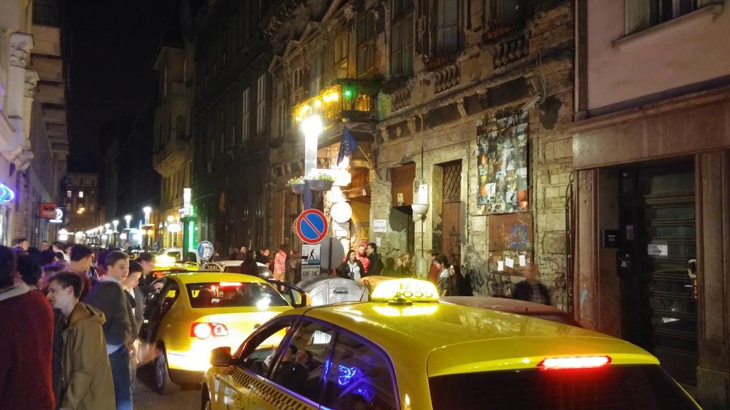 Sleepover City Center Apartment بودابست المظهر الخارجي الصورة